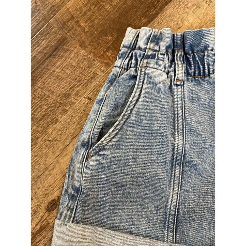 ABERCROMBIE & FITCH 80s Mom Shorts (Wom. Sz. 6) Pleated Ultra High Rise Jeans - Picture 4 of 8